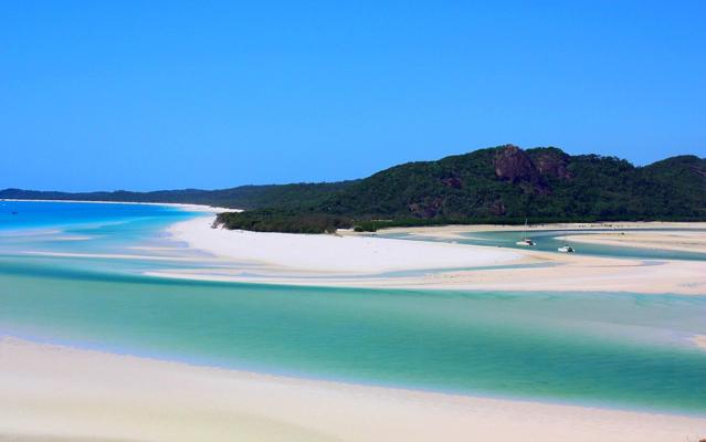 Whitsunday Island